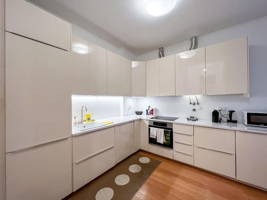 4 Rooms Home In Baixa Lisbon Bagian luar foto