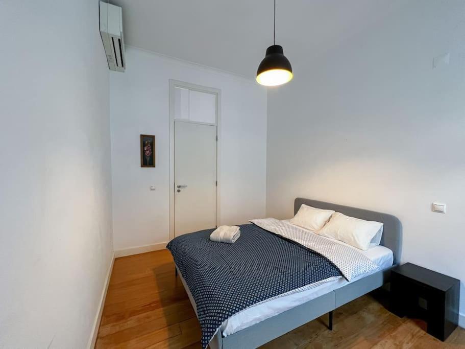 4 Rooms Home In Baixa Lisbon Bagian luar foto